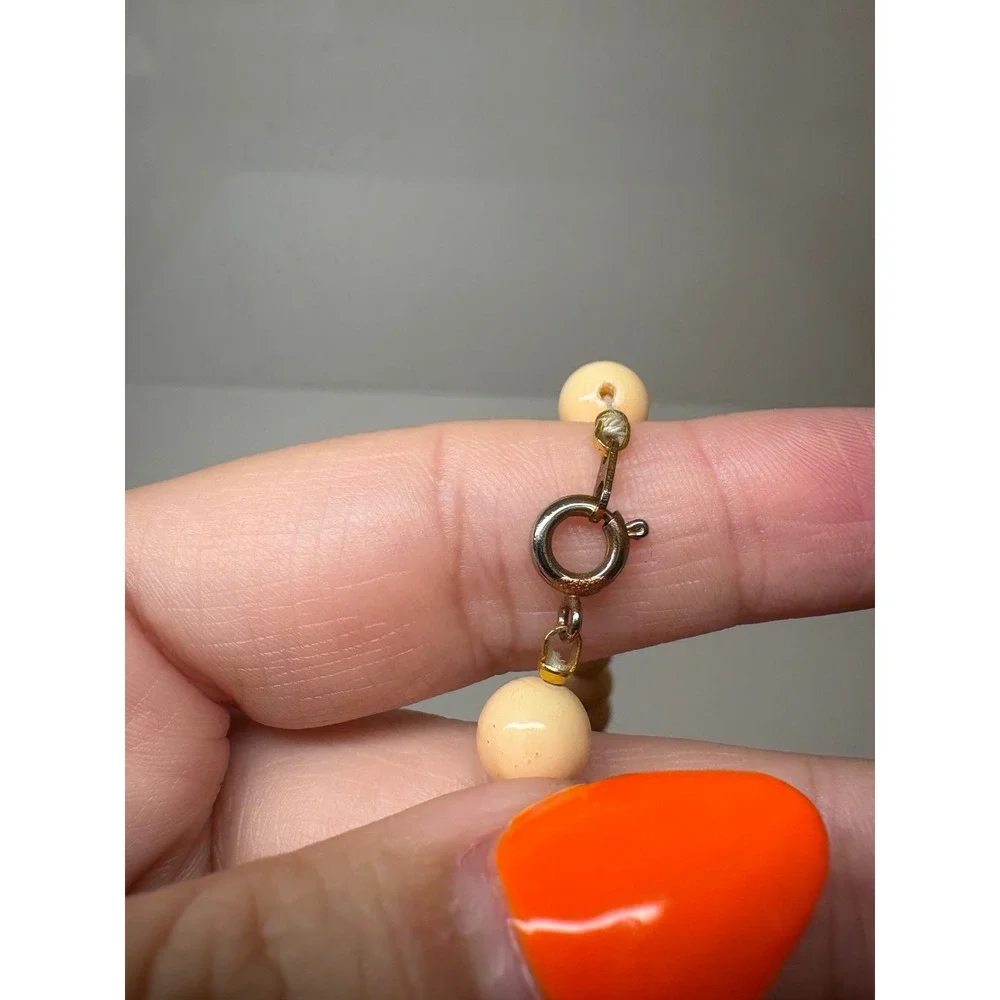 Vintage Peach Round Bead Necklace Gold Tone Spring Ring Clasp 16.5 Inch